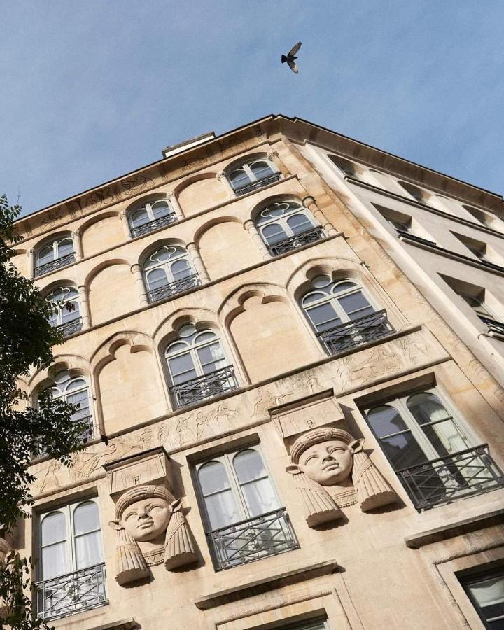 Hotel Du Sentier 4*