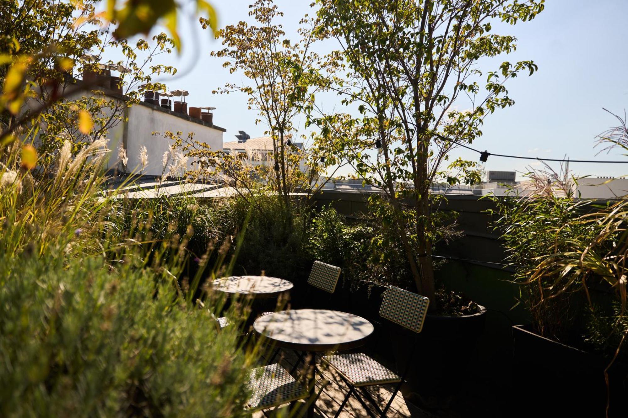 Du Sentier Hotel 4*